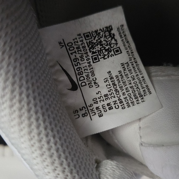 Nike Unisex Sz 8.5 USNike  Air Force 1 Low Risw White DD8959-100 Sneakers - Picture 6 of 8